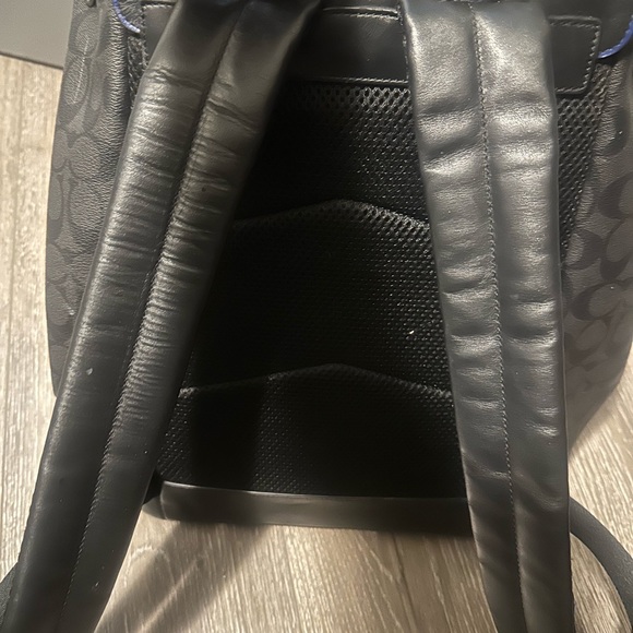 Coach back pack - Picture 4 of 5